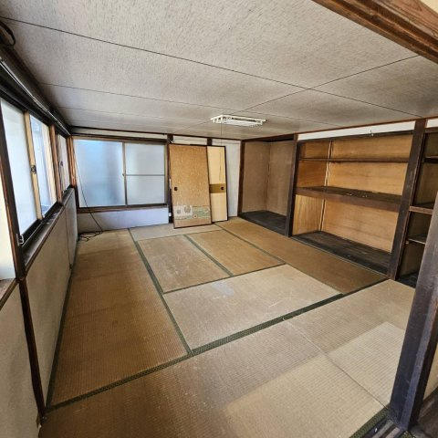 加須市中央貸店舗の和室|２階です