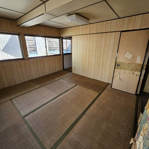 加須市中央貸店舗の和室|２階です