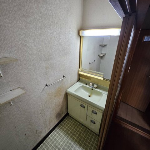 加須市中央貸店舗の洗面所