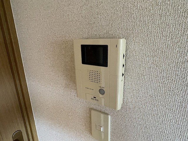 【セキュリティ】 | リバーサイドヒルズ | TVインターホン（同棟別室施工例）