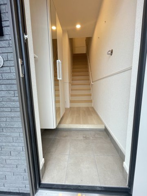 【玄関】 | フォルトゥーナ西岡屋Ⅱ