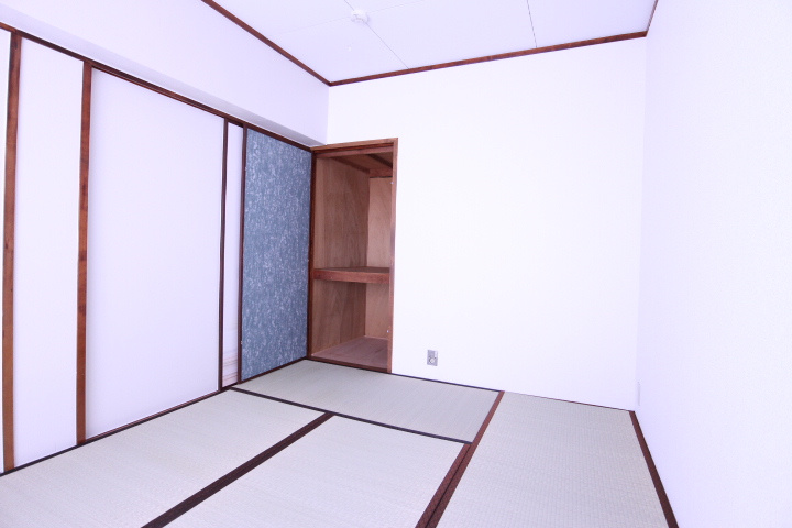 垂水農住団地７号棟の寝室