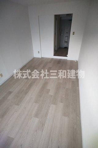 メゾン西高島平の居間・リビング|同間取り別室の参考写真です