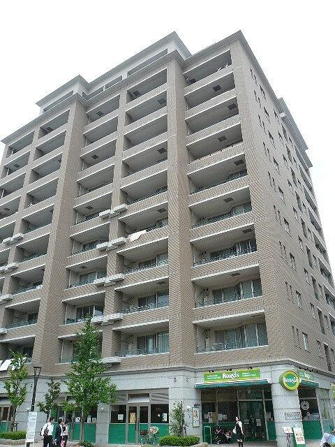LANAI TOWN RENAISSANCE GRAND HIGHRISE