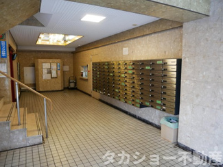 【エントランス】