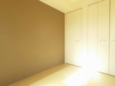 【洋室】 | リバーサイド響