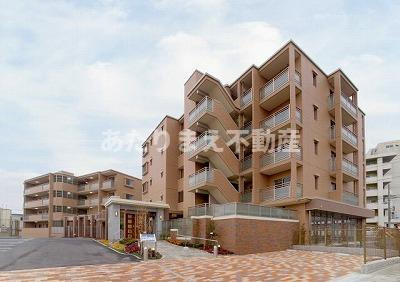 パラディ小田部の外観