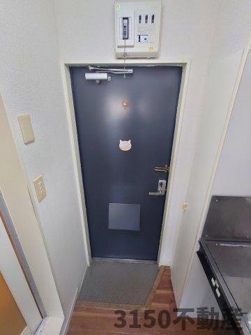 アルカディア北一色の玄関