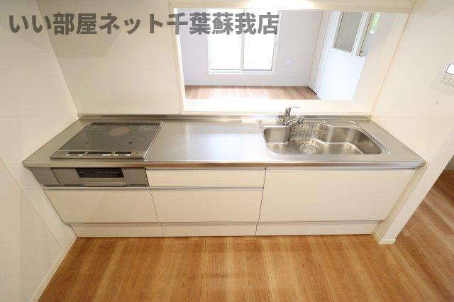 フルールのキッチン|きれいなキッチンです
