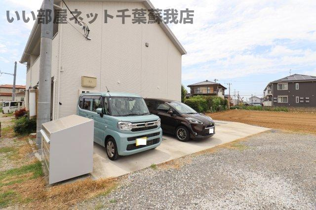 フルールの駐車場|駐車場完備です
