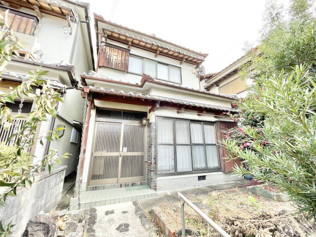 枚方市招提大谷3丁目　中古一戸建て
