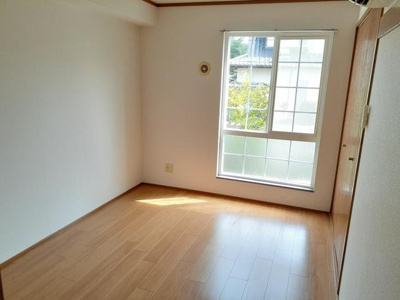 【洋室】 | ロイヤルタウンＤ