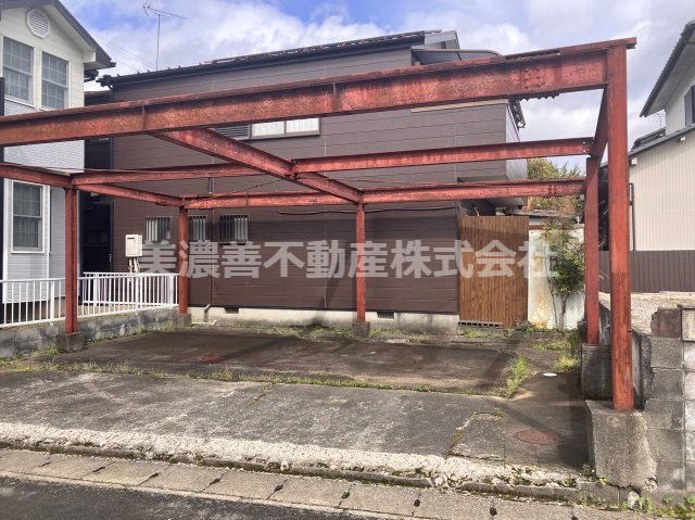 ６５１９３　岐阜市川部中古戸建ての外観