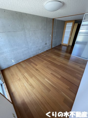 【居間・リビング】 | ラ・コーベルⅡ | 使いやすい居間です