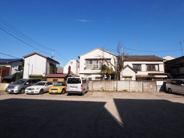 丸澤ガレージ赤羽台2の外観