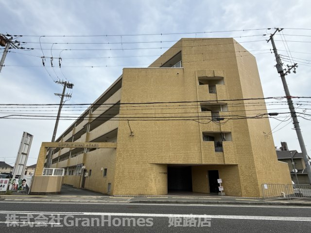 ラブリー姫路英賀保の外観