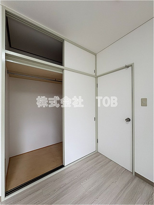 【収納】 | コーポフォーリア | 洋室6帖　収納