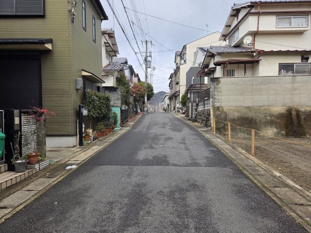 【前面道路含む現地写真】 | 山科区西野岸ノ下町　売地