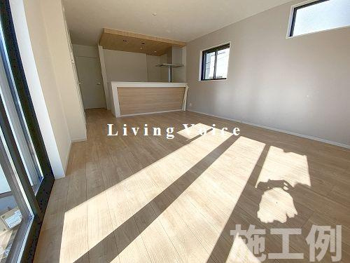 【居間・リビング】 | 【仲介手数料０円】藤沢市打戻2期　新築一戸建て | 藤沢市打戻2期　新築一戸建て