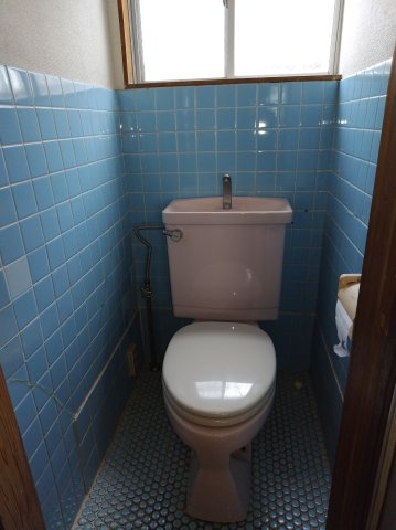 ６５２０８　岐阜市鏡島精華中古戸建てのトイレ