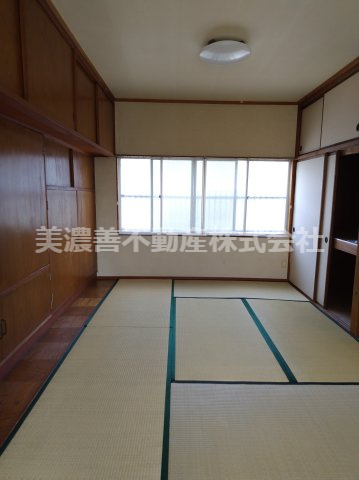 ６５２０８　岐阜市鏡島精華中古戸建ての和室