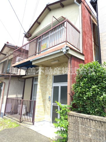 ６５２０８　岐阜市鏡島精華中古戸建ての外観