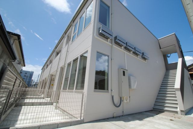 カーサブリランテ櫛原の外観