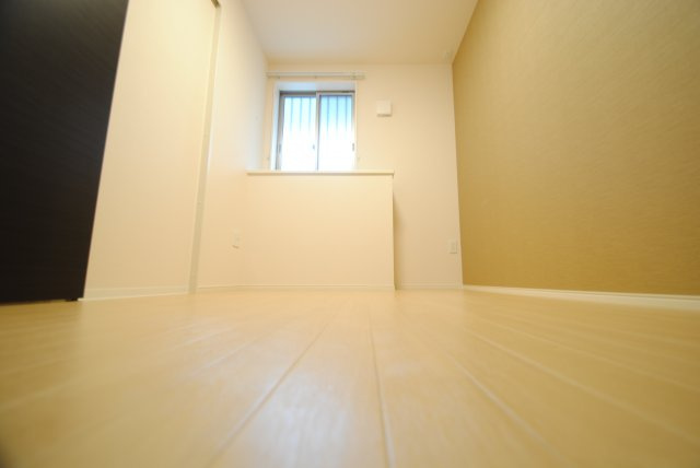 カーサブリランテ櫛原の洋室|内装イメージ：同物件別室