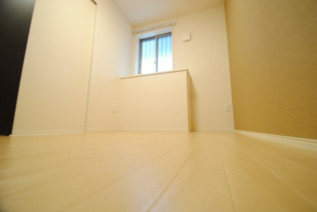 カーサブリランテ櫛原の洋室|内装イメージ：同物件別室