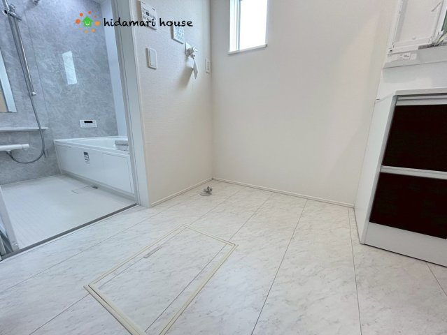 北本市西高尾第1期　新築戸建　リナージュ12の脱衣所