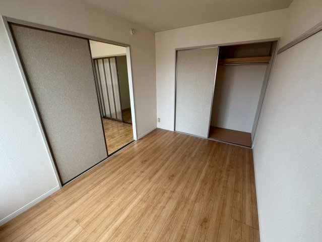 サン・バリュージュAの居間・リビング