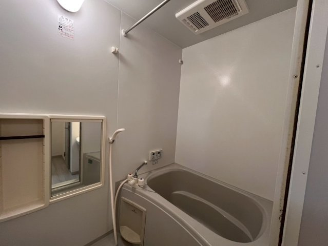 サン・バリュージュAの浴室