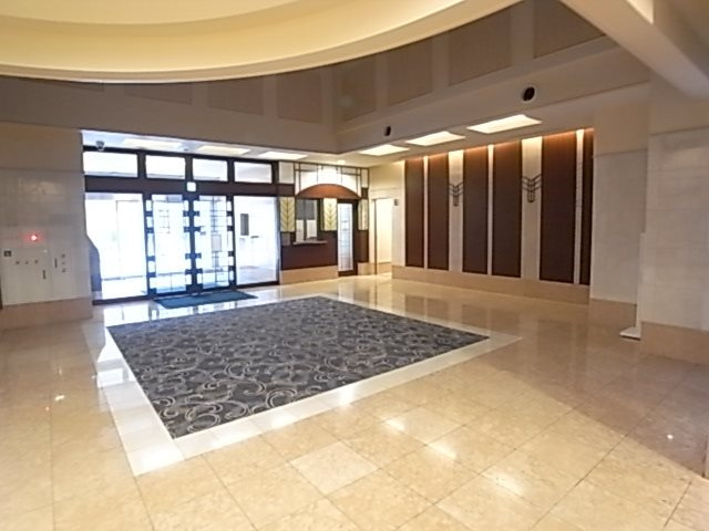 ルネ神戸旧居留地109番館のロビー