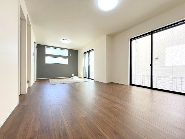 立川市一番町1丁目　新築分譲の居間・リビング