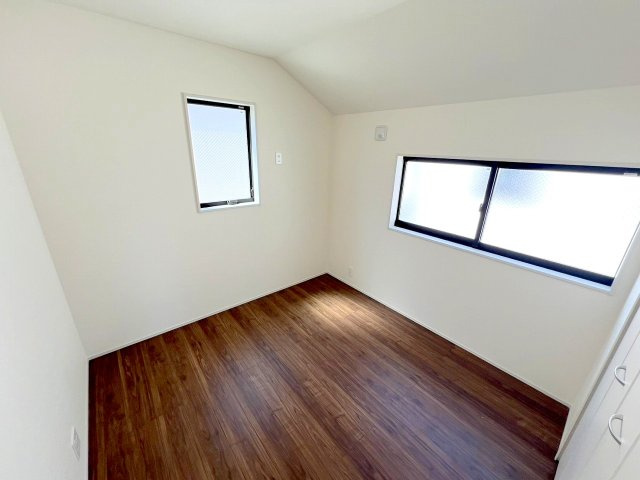 立川市一番町1丁目　新築分譲の洋室