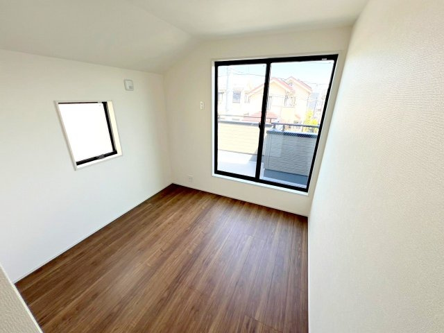 立川市一番町1丁目　新築分譲の洋室