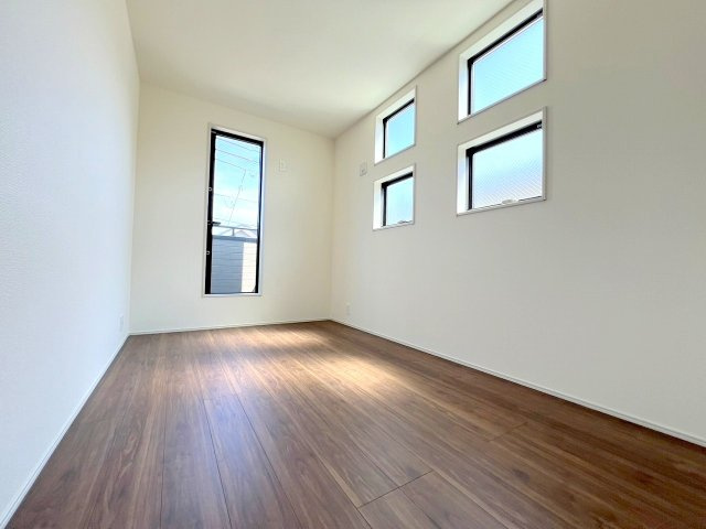 立川市一番町1丁目　新築分譲の洋室