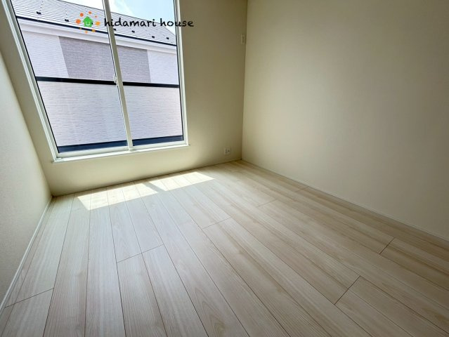 北本市西高尾23-1期　中古戸建　09の洋室