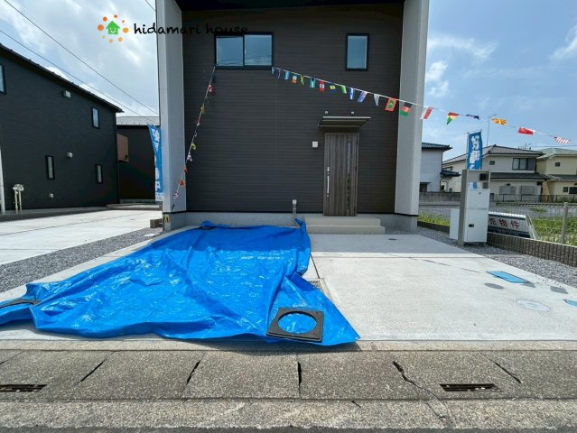 北本市西高尾23-1期　中古戸建　09の駐車場