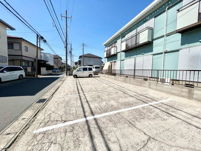武田ハイツの駐車場