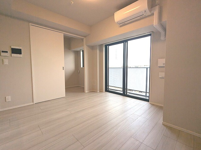 Urbanex上野元浅草の内装|リビングと3.5帖洋室