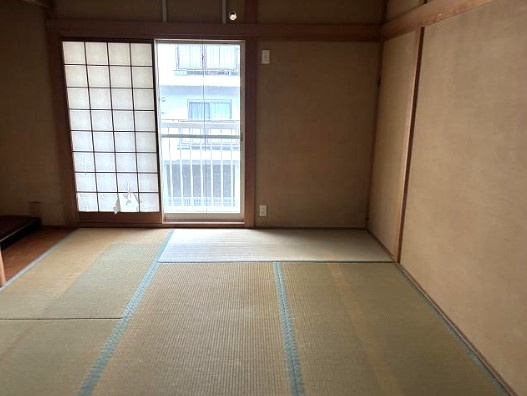 鳴滝川西町の和室