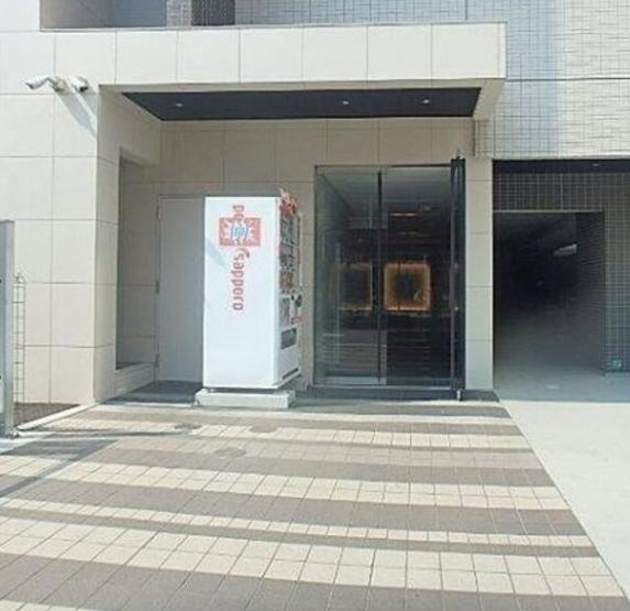 メイクスデザイン池袋のエントランス