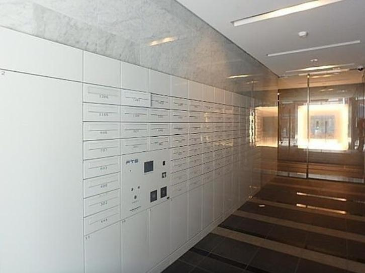 メイクスデザイン池袋のロビー