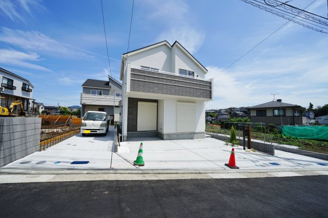 【横浜市保土ケ谷区上菅田町843-8全3棟新築戸建て】★仲介手数料無料★（上菅田笹の丘小学校・上菅田中学校）の外観