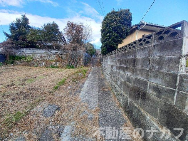 宇土市神馬町の売地の外観|西側道路