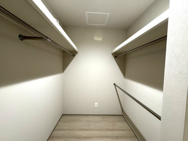 中央区山二ツ5丁目　中古戸建の収納