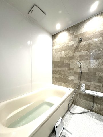 中央区山二ツ5丁目　中古戸建の浴室