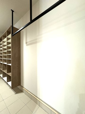 中央区山二ツ5丁目　中古戸建の玄関