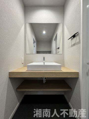 雪ノ下ロイアルハイツの独立洗面台|独立洗面台です